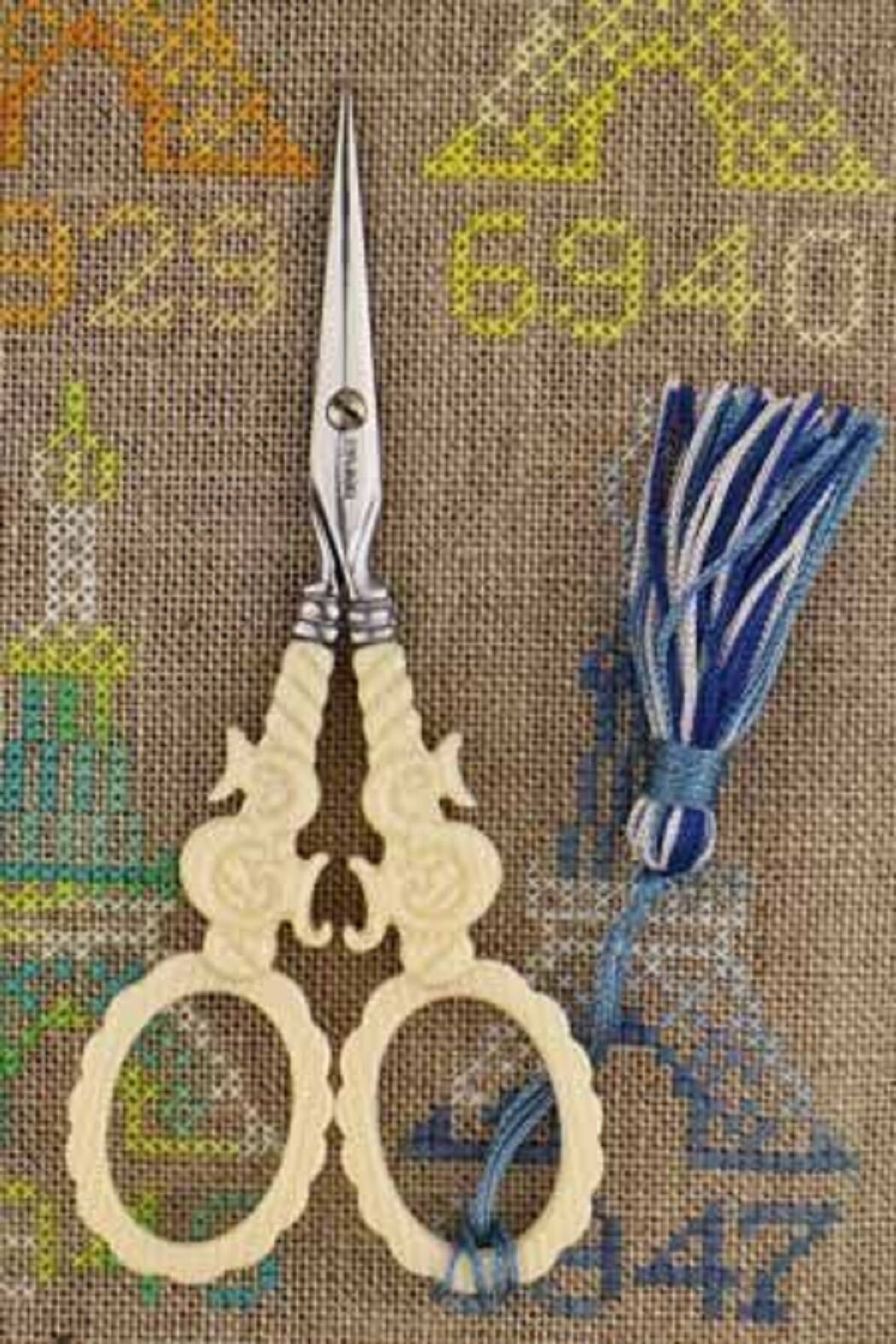 Embroidery Scissors Sajou S Motif Mother Of Pearl Ivory 4-1/2" *slight Defect**