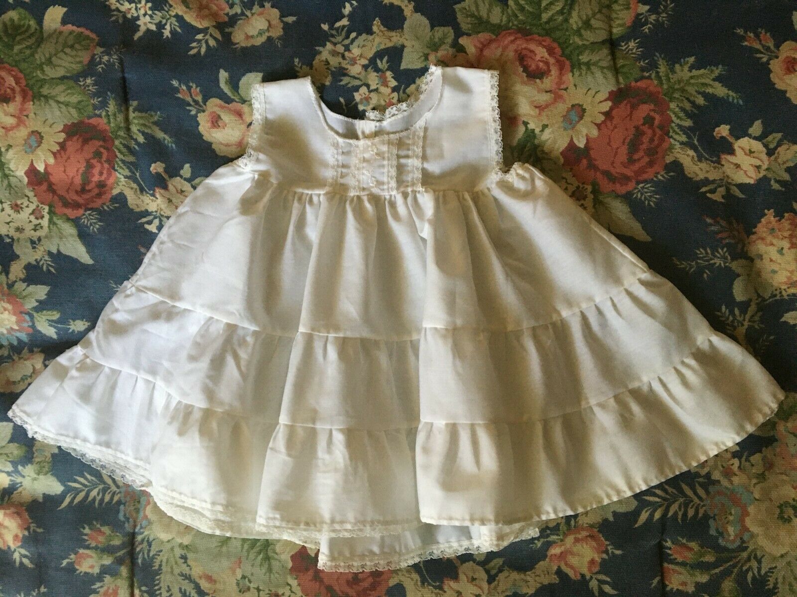 Vintage 1960's Her Majesty White Ruffles Lace Petticoat Slip